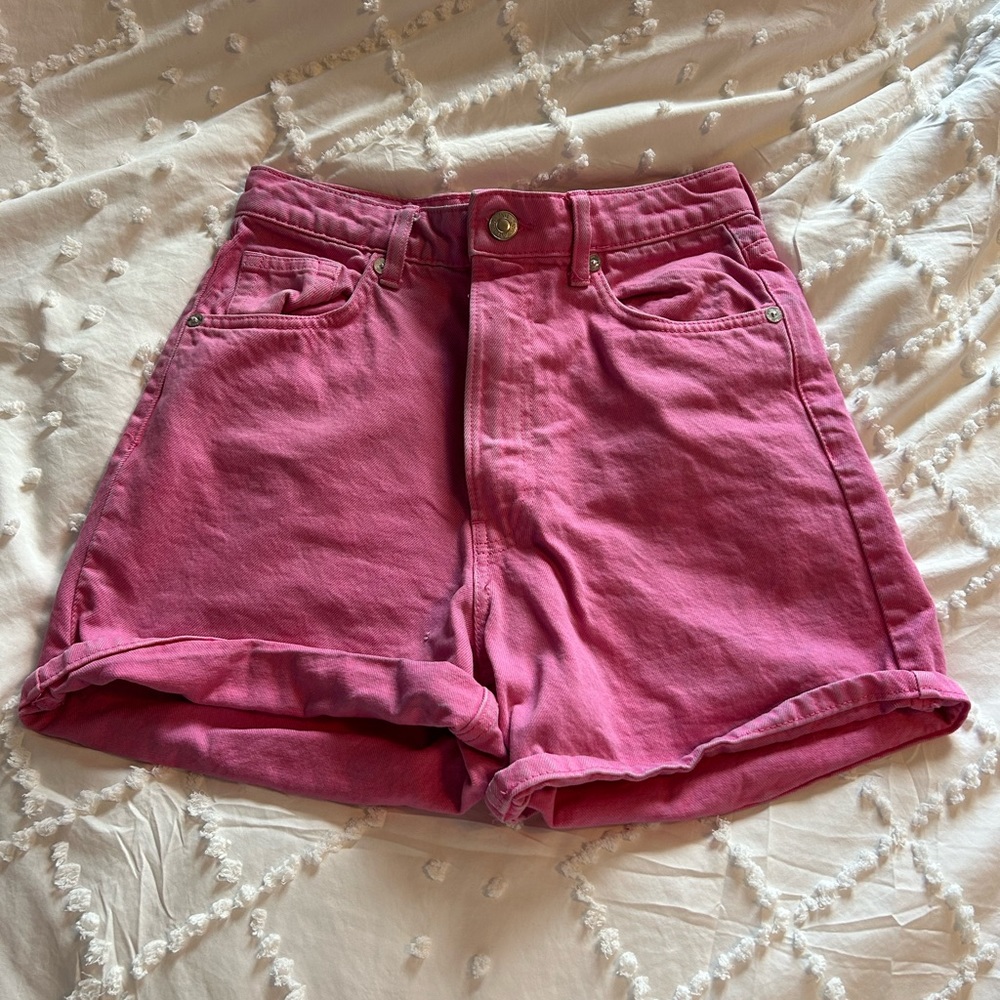 Zara pink jean shorts